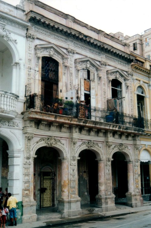 {short description of image}