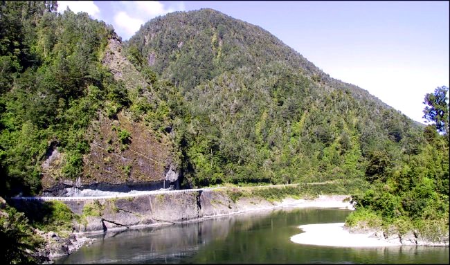 {short description of image}