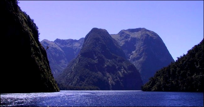 {short description of image}