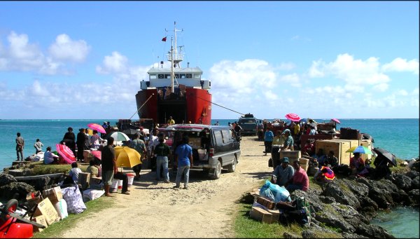 {short description of image}