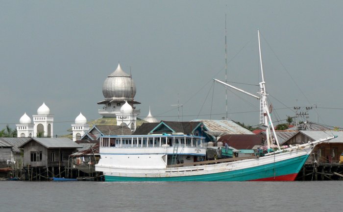 {short description of image}