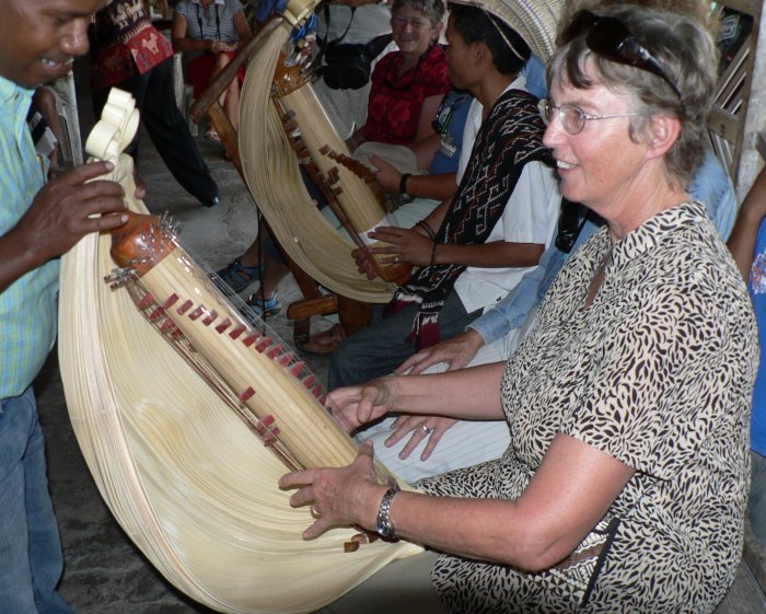 {short description of image}