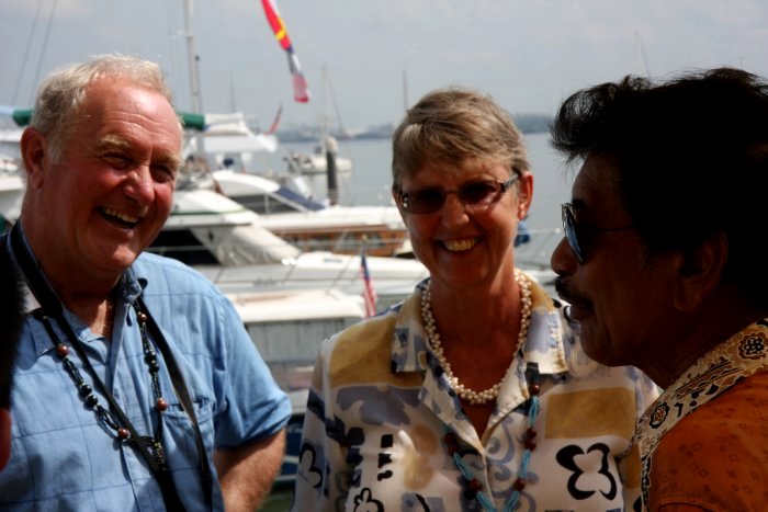 {short description of image}