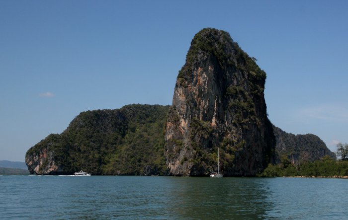 {short description of image}