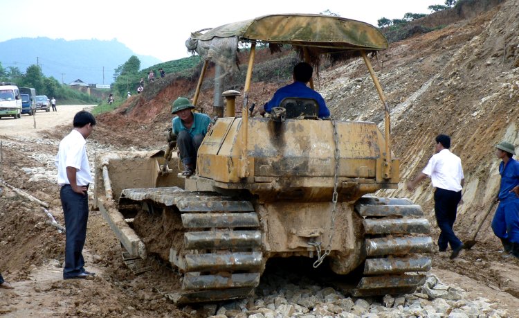 {short description of image}