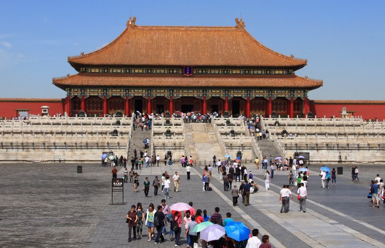 {short description of image}