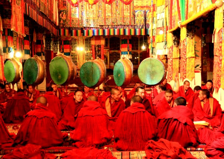 {short description of image}