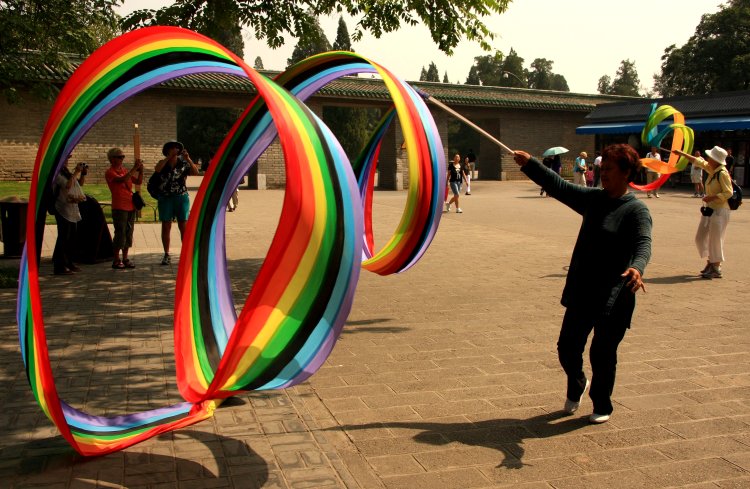 {short description of image}