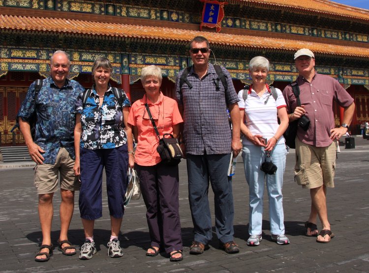 {short description of image}