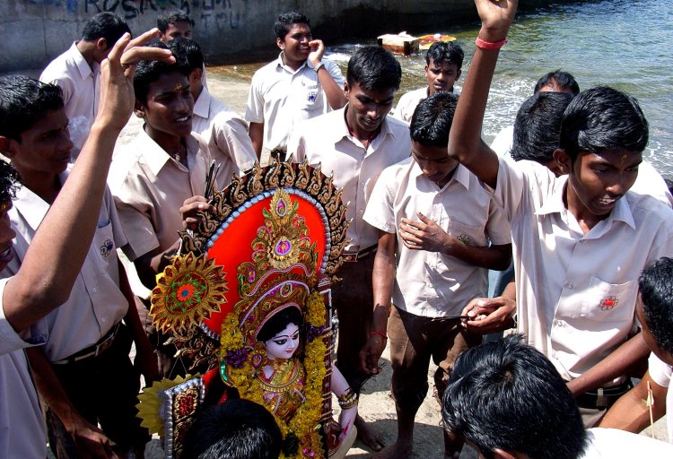 {short description of image}