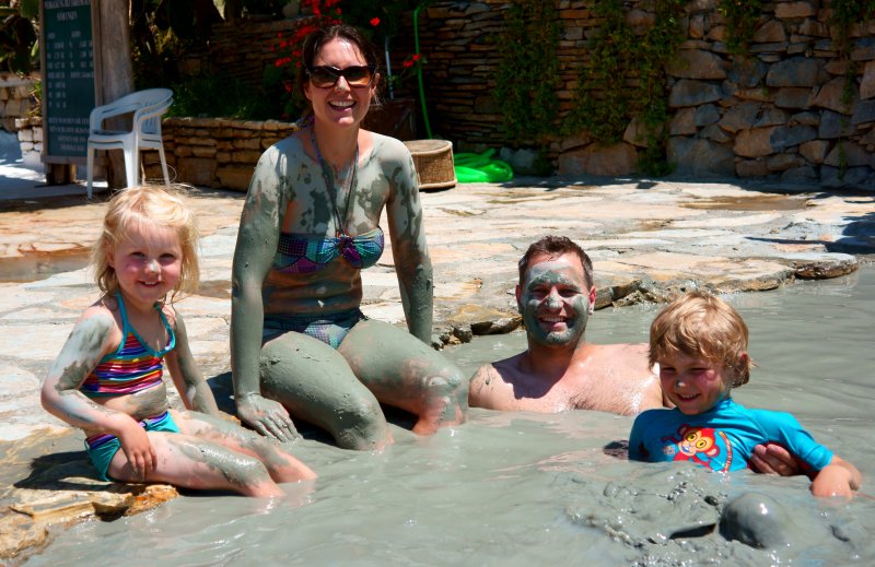 {short description of image}