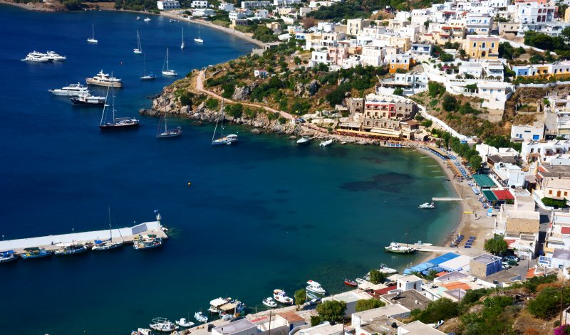 {short description of image}