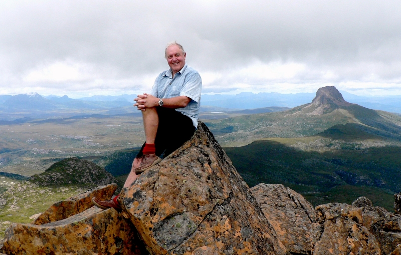 {short description of image}